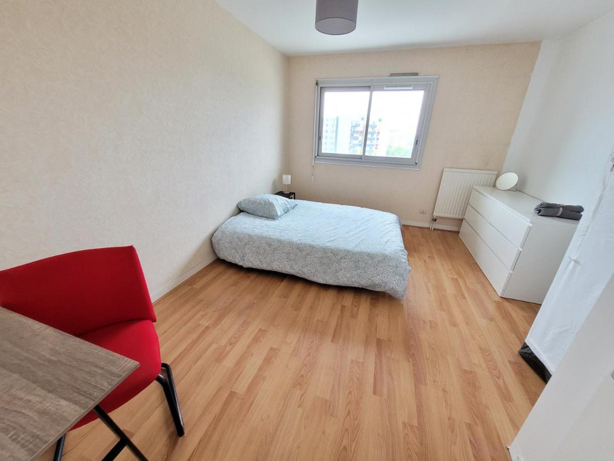 Appartement T5 Avec 4 Lits Doubles Брест Экстерьер фото
